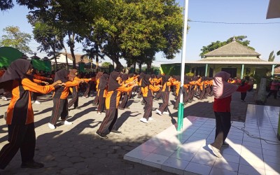 Pembinaan Karakter & Lingkungan Sekolah