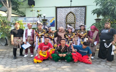 Dokumentasi Kegiatan Siswa & Sekolah
